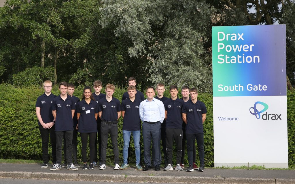 Draw Power Station apprentices 2019
