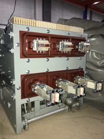 A 3300 Volt circuit breaker at Drax Power Station