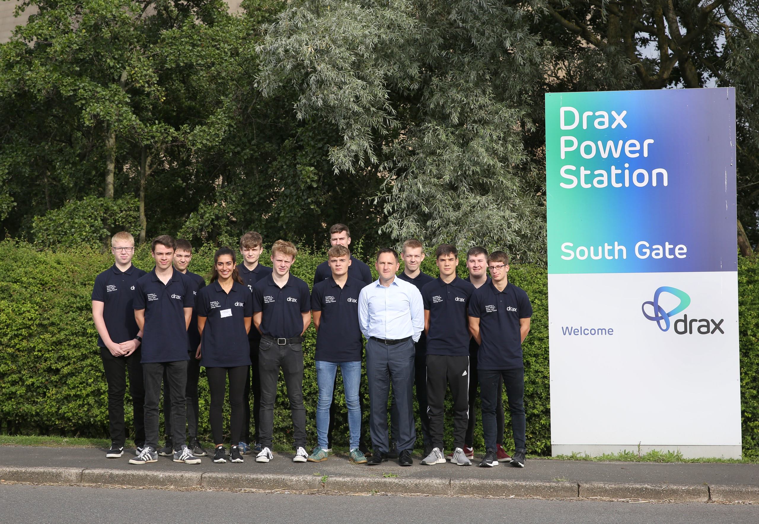 Draw Power Station apprentices 2019
